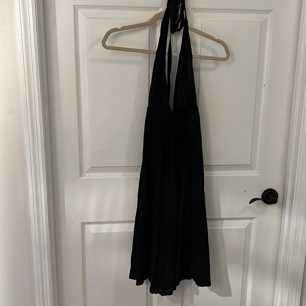 Black deep V
